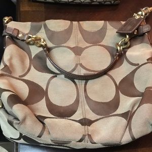 Medium size coach bag